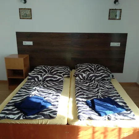 Acopark Casa de hóspedes Debrecen